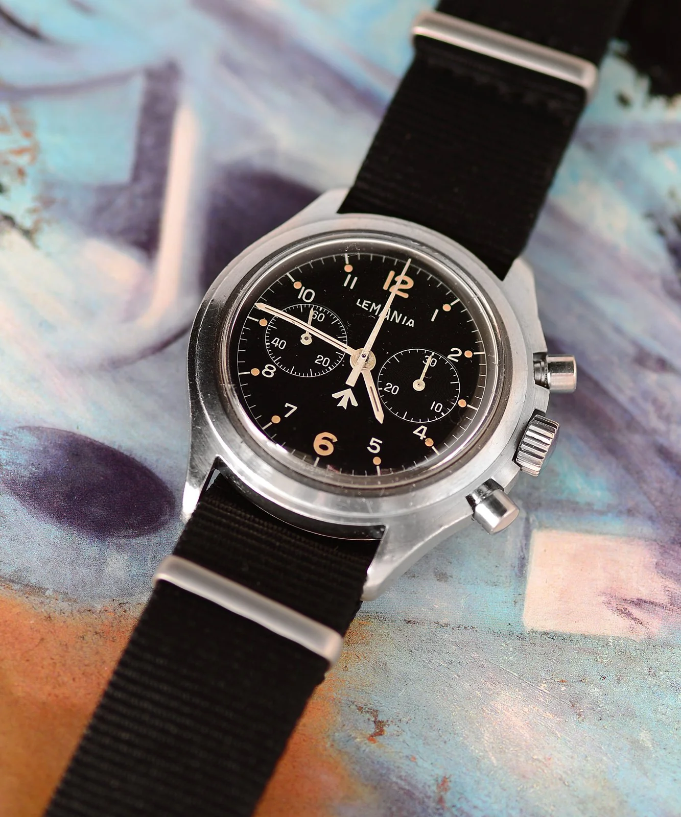 Lemania two-button military chronograph (1975) - Image 4